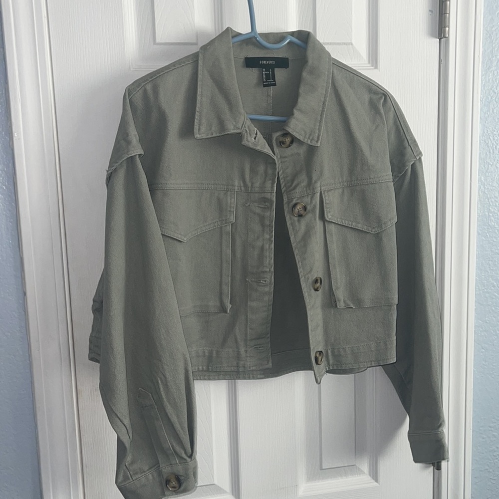 Cropped Jean jacket - Picture 2 of 4